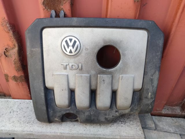 bontott VW GOLF V Felső Motorburkolat