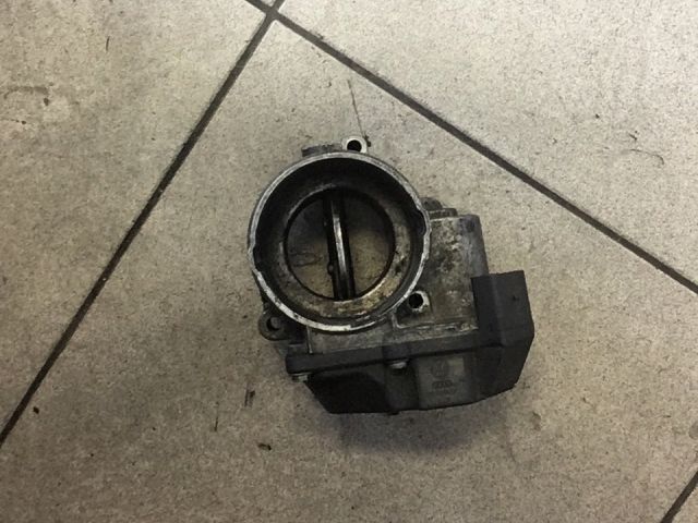 bontott VW GOLF V Fojtószelep (Elektromos)