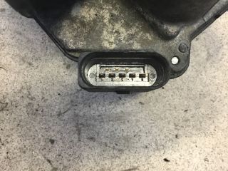 bontott VW GOLF V Fojtószelep (Elektromos)