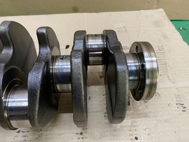 bontott VW GOLF V Főtengely (Magában)