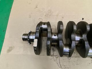 bontott VW GOLF V Főtengely (Magában)