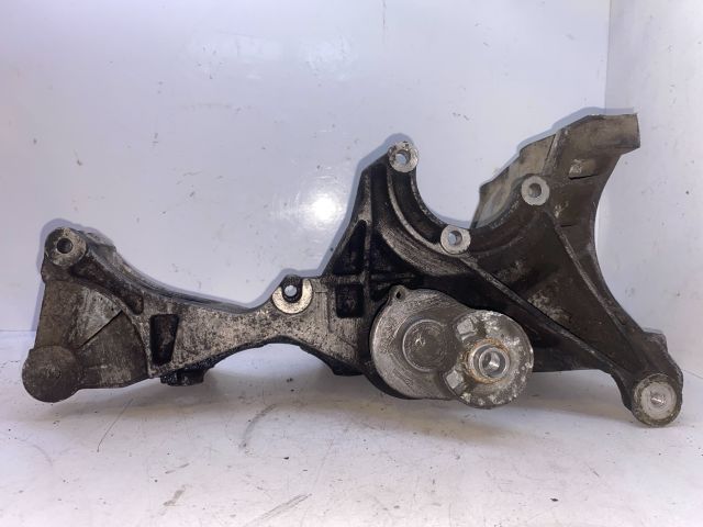 bontott VW GOLF V Generátor Tartó Bak