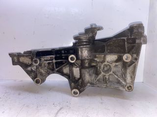 bontott VW GOLF V Generátor Tartó Bak