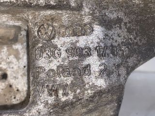 bontott VW GOLF V Generátor Tartó Bak