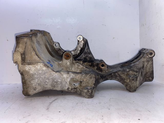 bontott VW GOLF V Generátor Tartó Bak