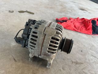 bontott VW GOLF V Generátor