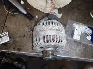 bontott VW GOLF V Generátor