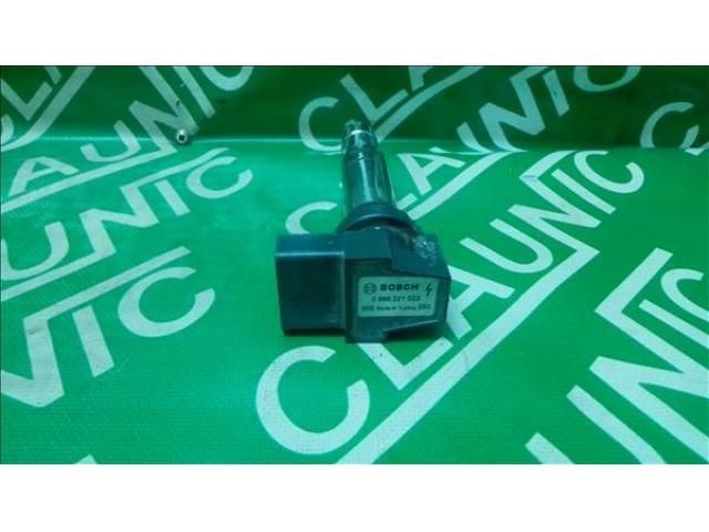 bontott VW GOLF V Gyújtótrafó