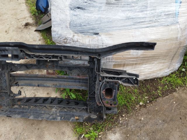 bontott VW GOLF V Homlokfal (Üres lemez)