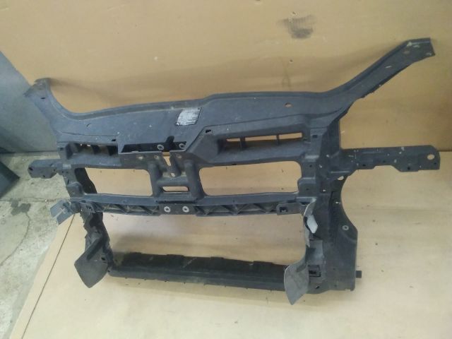 bontott VW GOLF V Homlokfal (Üres lemez)