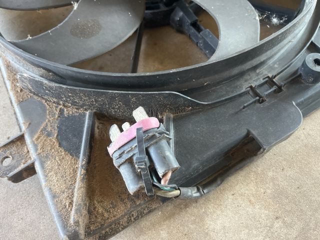 bontott VW GOLF V Hűtőventilátor