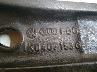 bontott VW GOLF V Jobb első Lengőkar