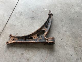 bontott VW GOLF V Jobb első Lengőkar