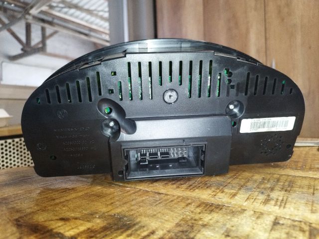 bontott VW GOLF V Kilométeróra