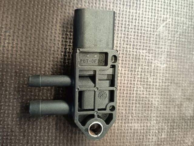 bontott VW GOLF V Kipufogó Nyomásérzékelő