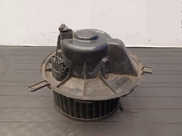 bontott VW GOLF V Klímahűtő Ventilátor