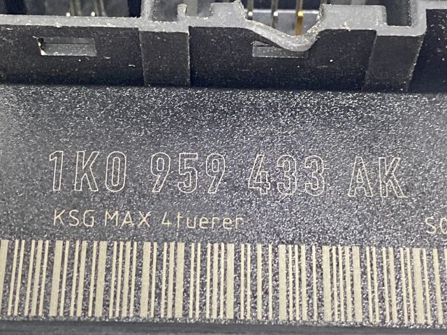 bontott VW GOLF V Komfort Elektronika