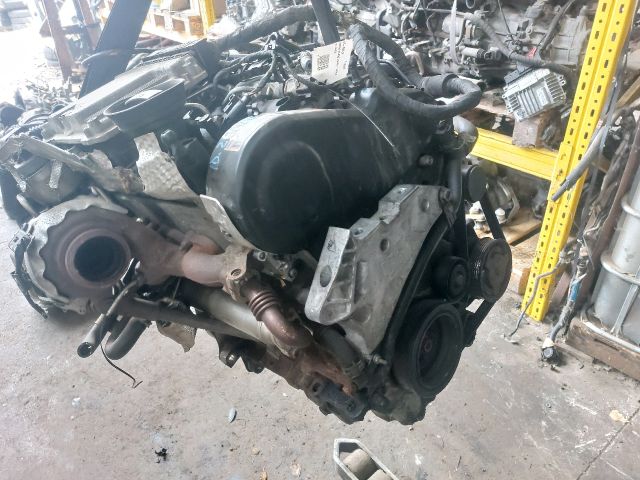 bontott VW GOLF V Komplett Motor (Segédberendezésekkel)