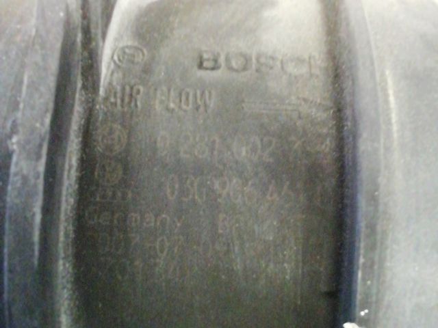 bontott VW GOLF V Légtömegmérő