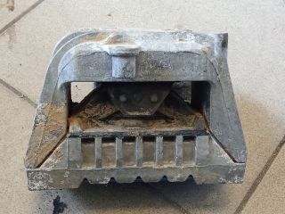 bontott VW GOLF V Motor Tartó Bak (Pozíciófüggetlen)