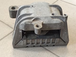 bontott VW GOLF V Motor Tartó Bak (Pozíciófüggetlen)