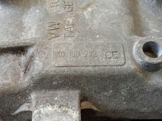 bontott VW GOLF V Motor Tartó Bak (Pozíciófüggetlen)