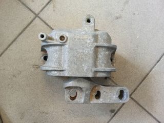 bontott VW GOLF V Motor Tartó Bak (Pozíciófüggetlen)