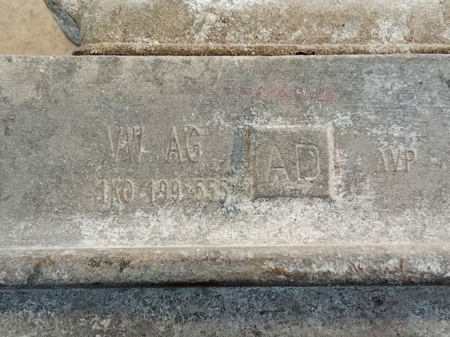 bontott VW GOLF V Motor Tartó Bak (Pozíciófüggetlen)