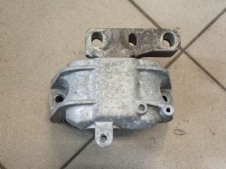bontott VW GOLF V Motor Tartó Bak (Pozíciófüggetlen)