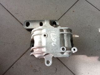 bontott VW GOLF V Motor Tartó Bak (Pozíciófüggetlen)