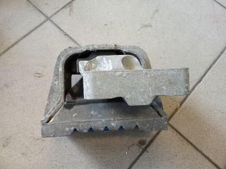 bontott VW GOLF V Motor Tartó Bak (Pozíciófüggetlen)