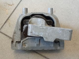 bontott VW GOLF V Motor Tartó Bak (Pozíciófüggetlen)