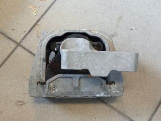 bontott VW GOLF V Motor Tartó Bak (Pozíciófüggetlen)