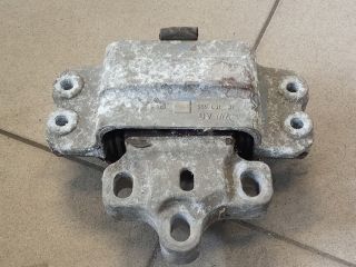 bontott VW GOLF V Motor Tartó Bak (Pozíciófüggetlen)