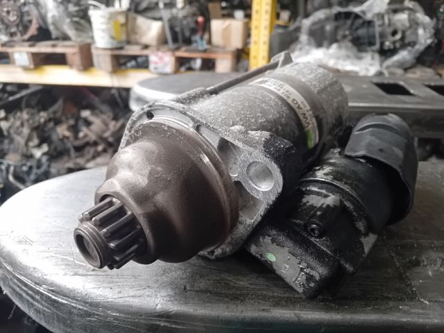 bontott VW GOLF V Önindító