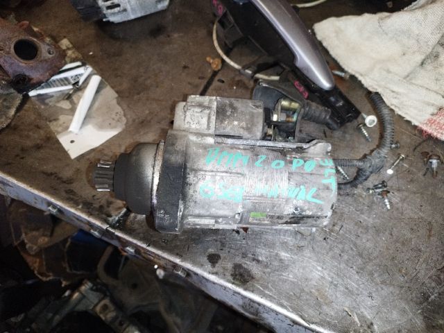 bontott VW GOLF V Önindító