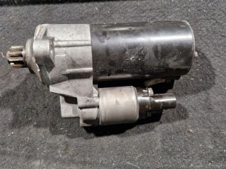 bontott VW GOLF V Önindító