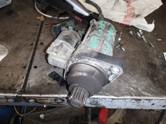 bontott VW GOLF V Önindító