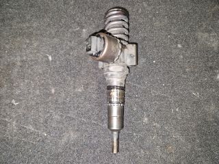 bontott VW GOLF V Porlasztó (1 db)