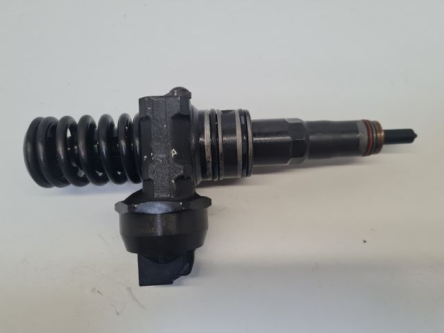 bontott VW GOLF V Porlasztó (1 db)