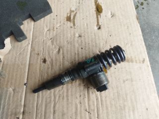 bontott VW GOLF V Porlasztó (1 db)