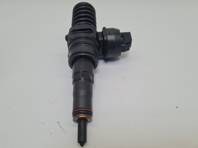 bontott VW GOLF V Porlasztó (1 db)