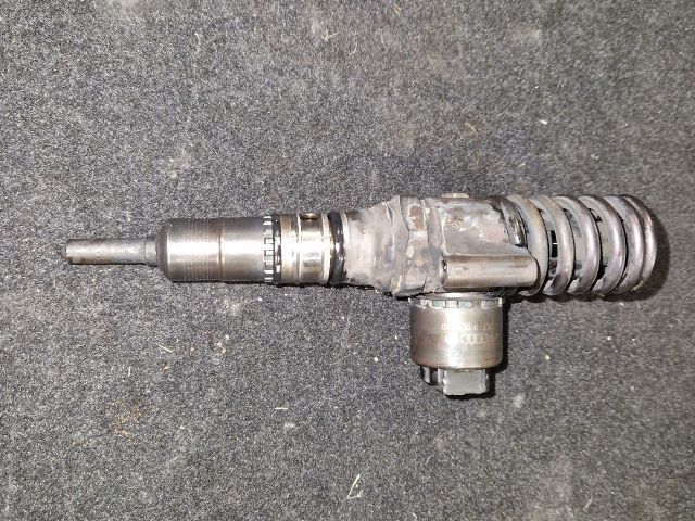 bontott VW GOLF V Porlasztó (1 db)