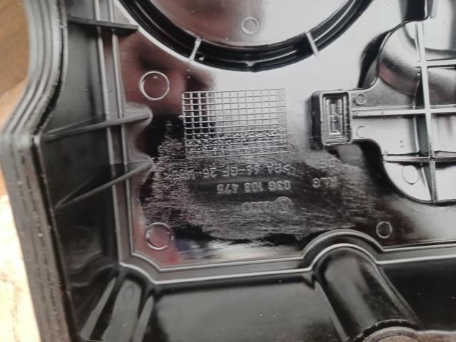 bontott VW GOLF V Szelepfedél