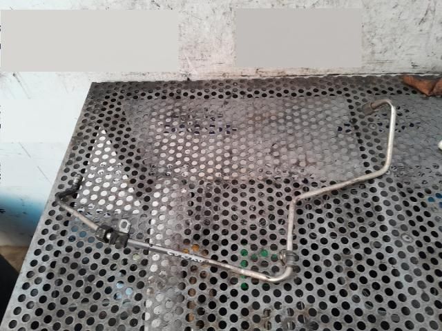 bontott VW GOLF V Turbó Olajcső