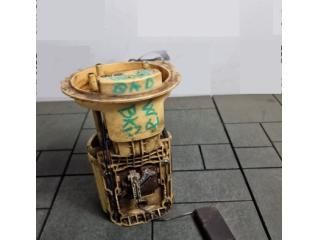 bontott VW GOLF V Üzemanyag Szivattyú