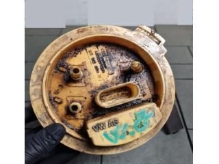 bontott VW GOLF V Üzemanyag Szivattyú