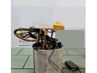 bontott VW GOLF V Üzemanyag Szivattyú