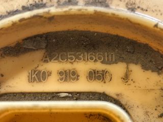 bontott VW GOLF V Üzemanyag Szivattyú