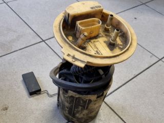 bontott VW GOLF V Üzemanyag Szivattyú